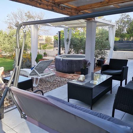 Villa Molo Novigrad  Екстер'єр фото